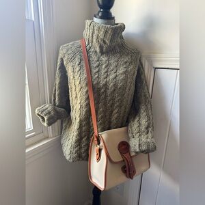Olive 100% Wool Turtleneck Sweater